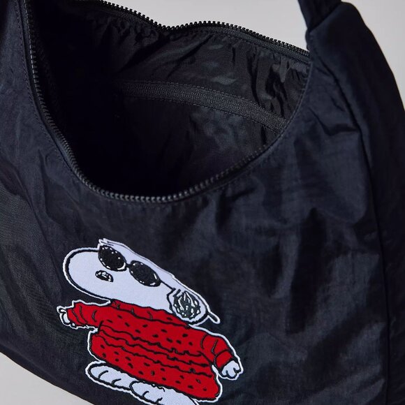 NWT Baggu x Peanuts Nylon Shoulder Bag - Embroidered Joe Warm - Picture 3 of 4